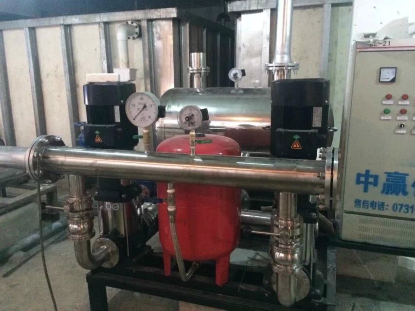 江西雄鷹房地產(chǎn)開發(fā)有限公司采購5.5KW、7.5KW兩用一備無負(fù)壓供水設(shè)備兩套